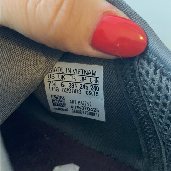 Adidas NMD’s *rare* - Picture 4 of 5